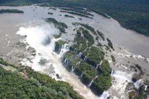 Бразилия, водопад Игуасу